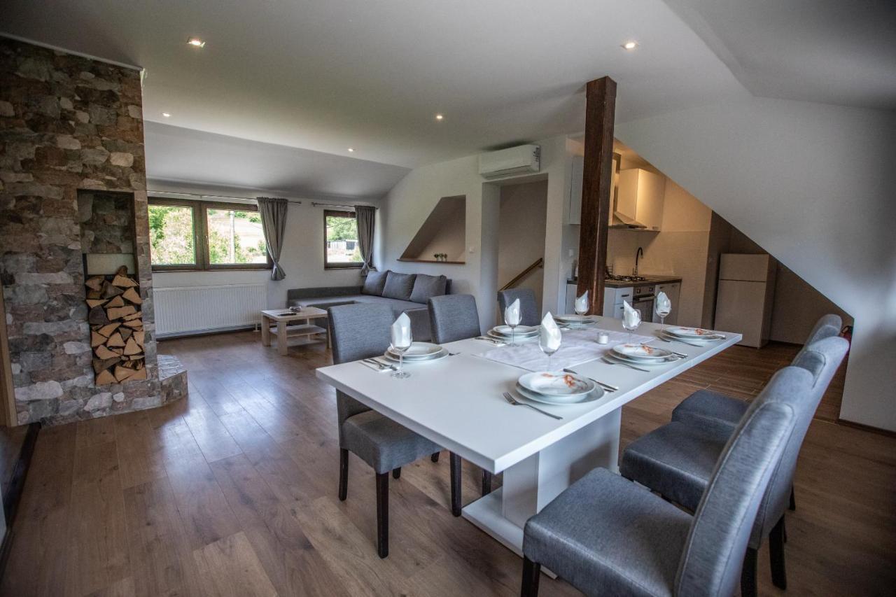 Apartmani Lara Modrus-Kuca Za Odmor Buitenkant foto